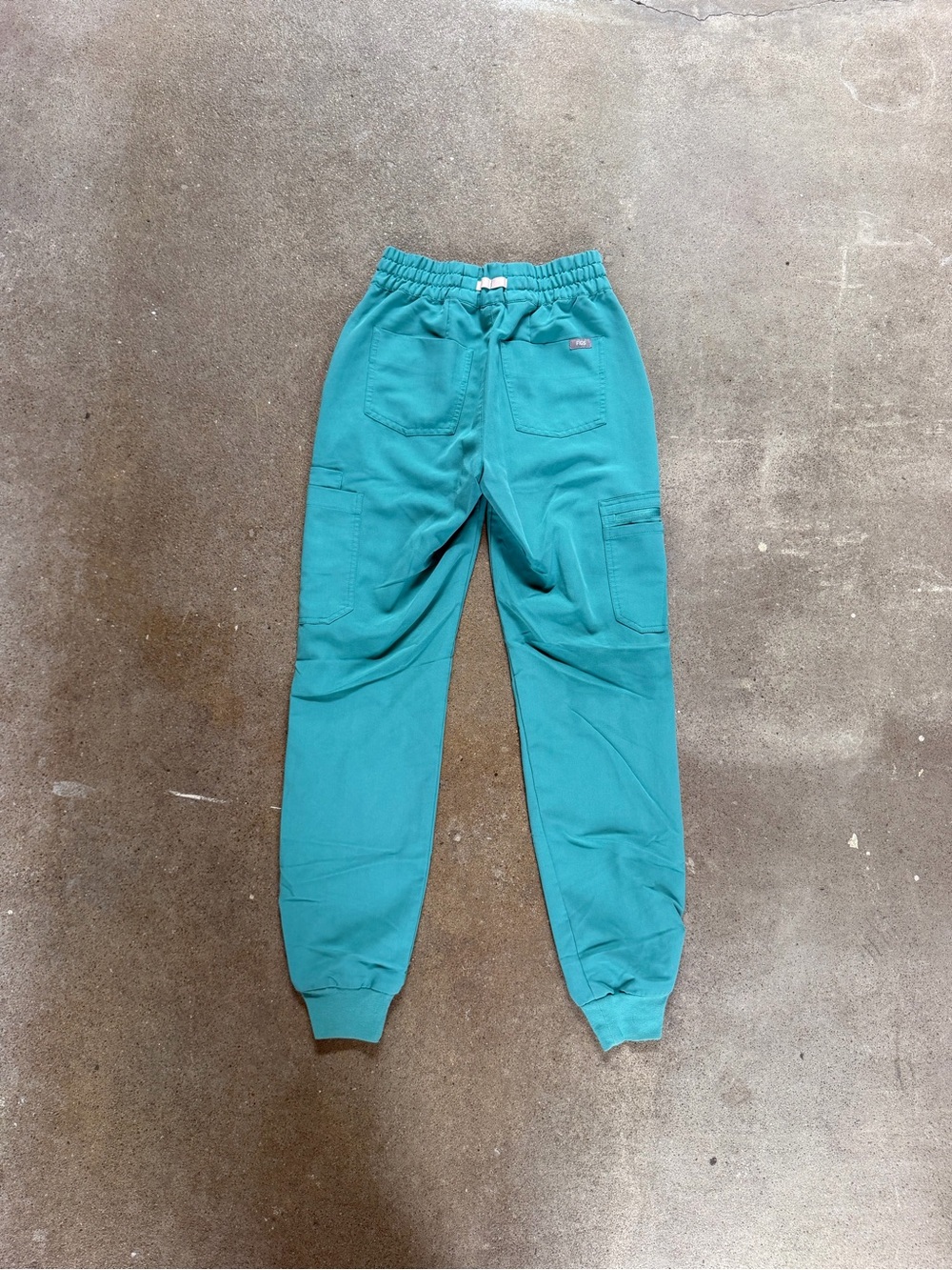 Figs Women’s Scrub Set Catarina Top Size XS Uman Jogger Size XXS/Tall Hydrogreen - Picture 10 of 12